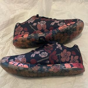 Navy Cherry blossom no bull shoes. With navy writing extra laces included